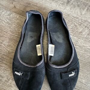 Puma Women's Black Suede Flats